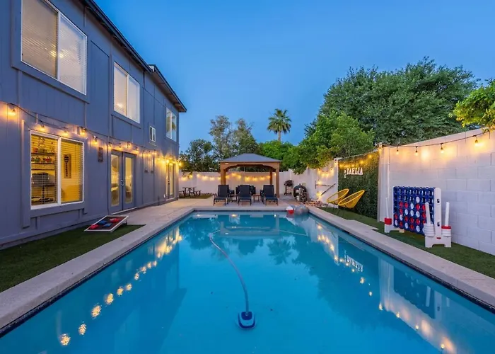 Extravagant Retreat Pool Gazebo Heatedpool Apartment Phoenix